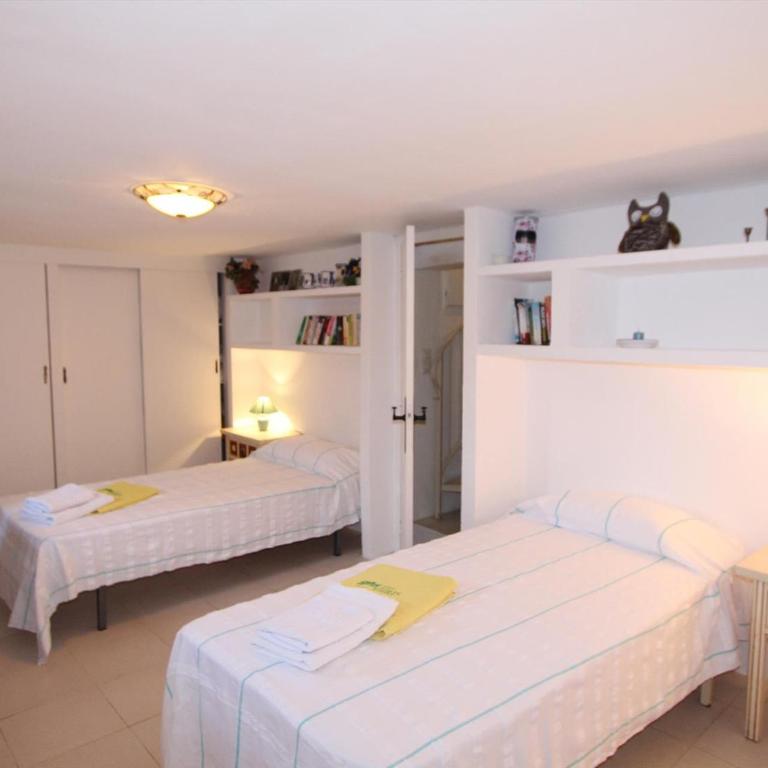 Villa clásica con piscina privada, cerca de la playa y comodidades - HISP-216-205 - Villa - 13
