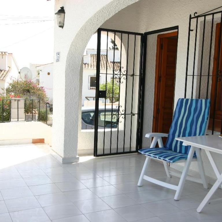 Casa clásica con piscina comunal, jardín y cerca de la playa en Moraira para 6 personas - HISP-216-212 - Villa - 12