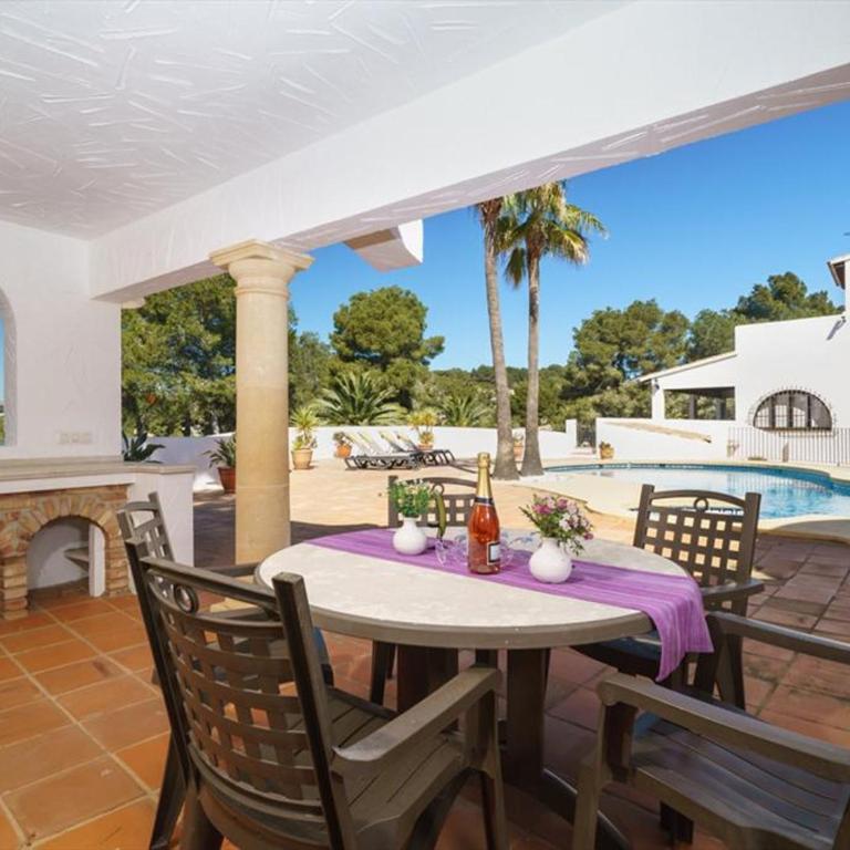 Villa de lujo en Moraira con piscina privada, cerca de la playa y servicios - HISP-216-220 - Villa - 3