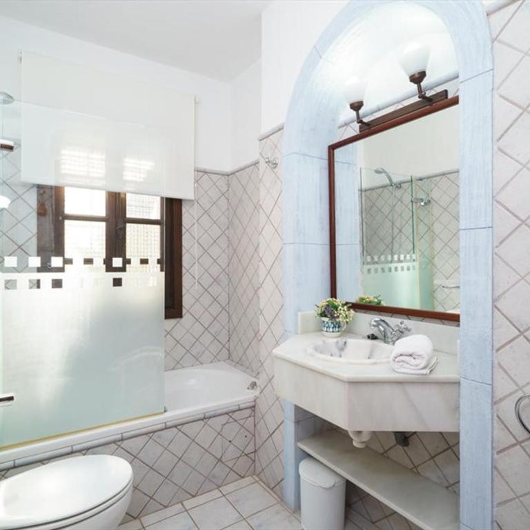 Villa de lujo en Moraira con piscina privada, cerca de la playa y servicios - HISP-216-220 - Villa - 30