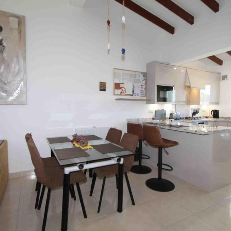 Casa de vacaciones en Moraira: 2 hab, piscina, cerca de playa y deportes - HISP-216-228 - Casa - 10