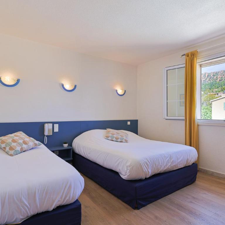 Logis Hotel l'Esterella - Chambre Lits Jumeaux - 8