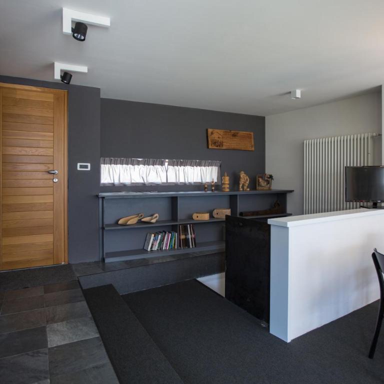 Alpinetouch - Appartamento con Vista e Balcone - 9