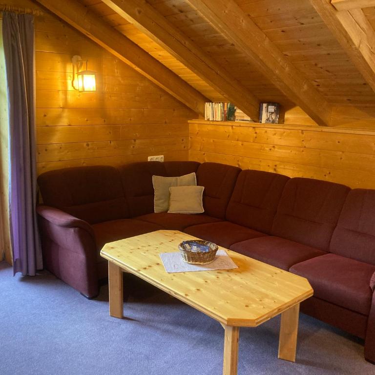 Ferienwohnungen Bernie Schmid - Apartment mit Balkon - 2