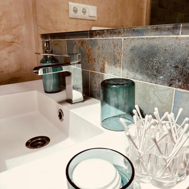 Cherry JACUZZI Apartment - Suite Deluxe con bañera de hidromasaje - 9