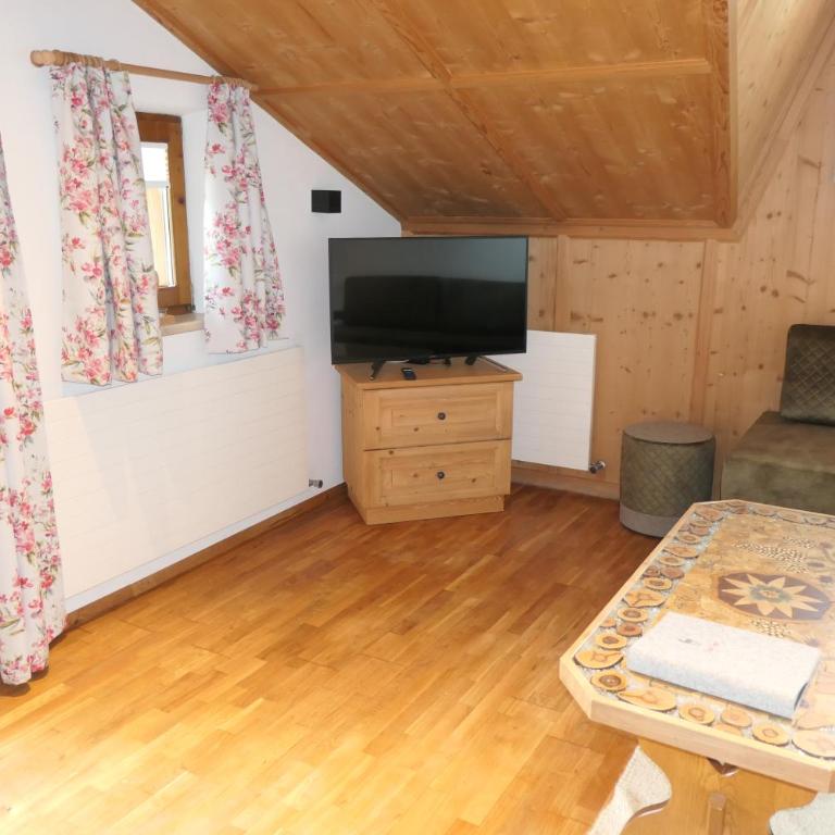 Ferienwohnung Schaffenrath - Apartment mit Blick auf die Berge - 13