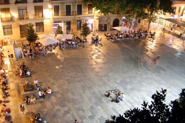 Barcelona Classic Gracia Apartments - Three-Bedroom Apartment - 15