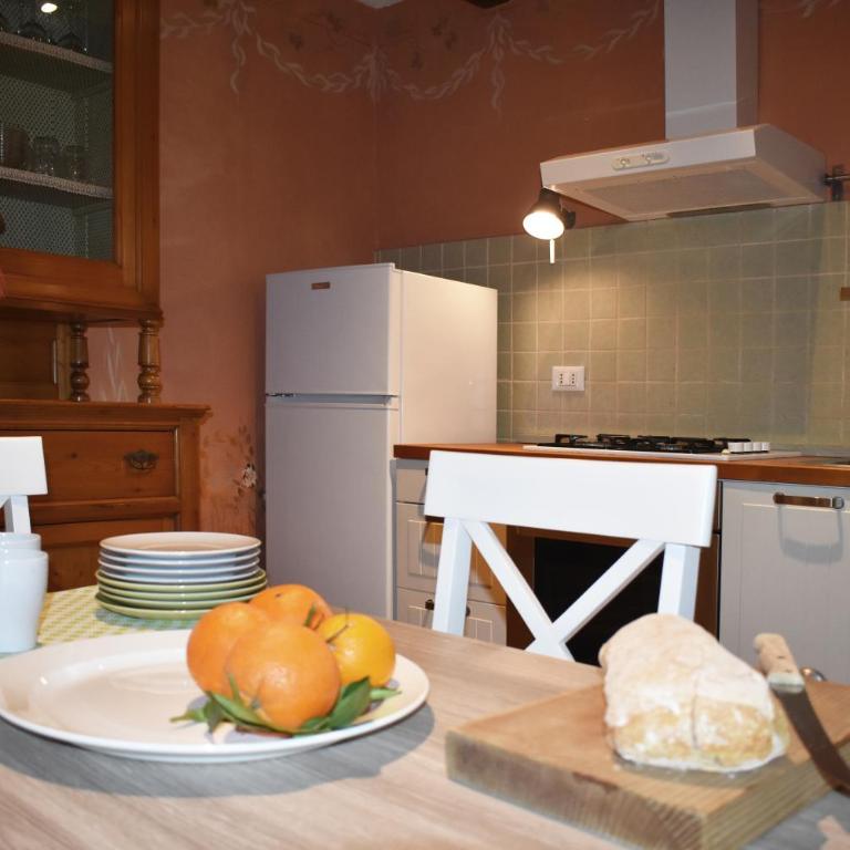 The painted house, nei vicoli di Sirolo posto spiaggia in omaggio - Apartment - 7