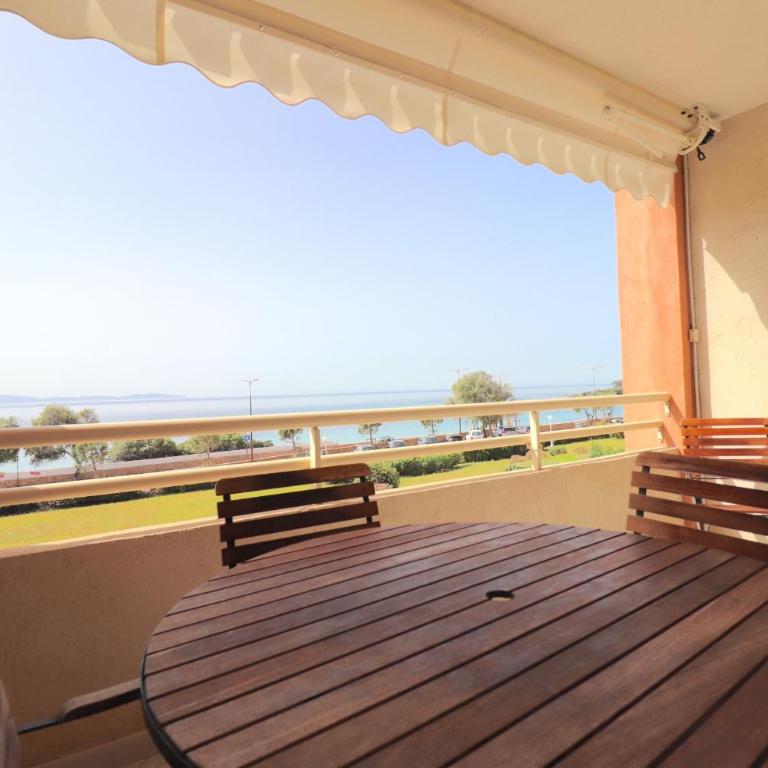 T2 ARIA MARINA Route des Sanguinaires, Vue MER, Terrasse , Parking, Plage à 50M - 4pers - Apartment mit 1 Schlafzimmer, Meerblick und Terrasse - 2