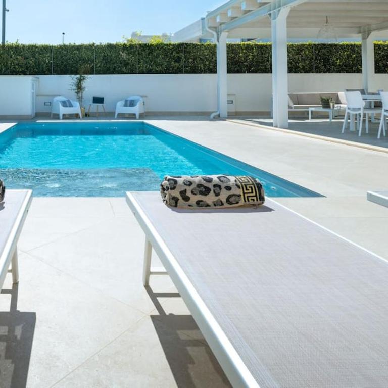 VillaTalè with private Swimming pool. Within walking distance of the beach. - Villa - 3