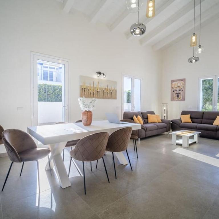 VillaTalè with private Swimming pool. Within walking distance of the beach. - Villa - 29