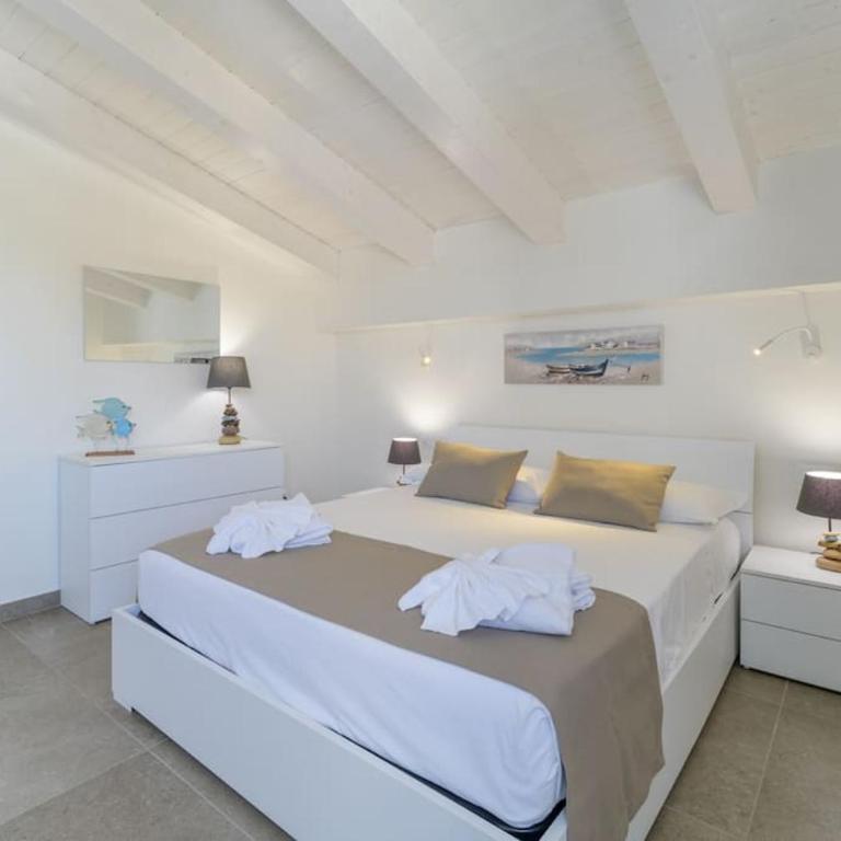 VillaTalè with private Swimming pool. Within walking distance of the beach. - Villa - 54
