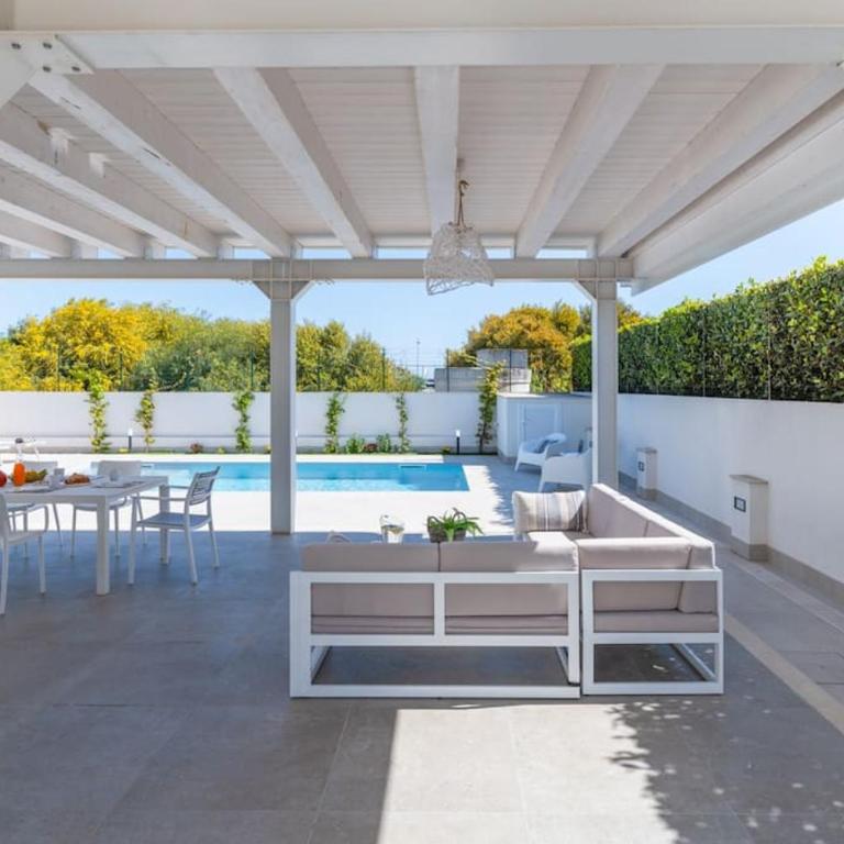 VillaTalè with private Swimming pool. Within walking distance of the beach. - Villa - 21
