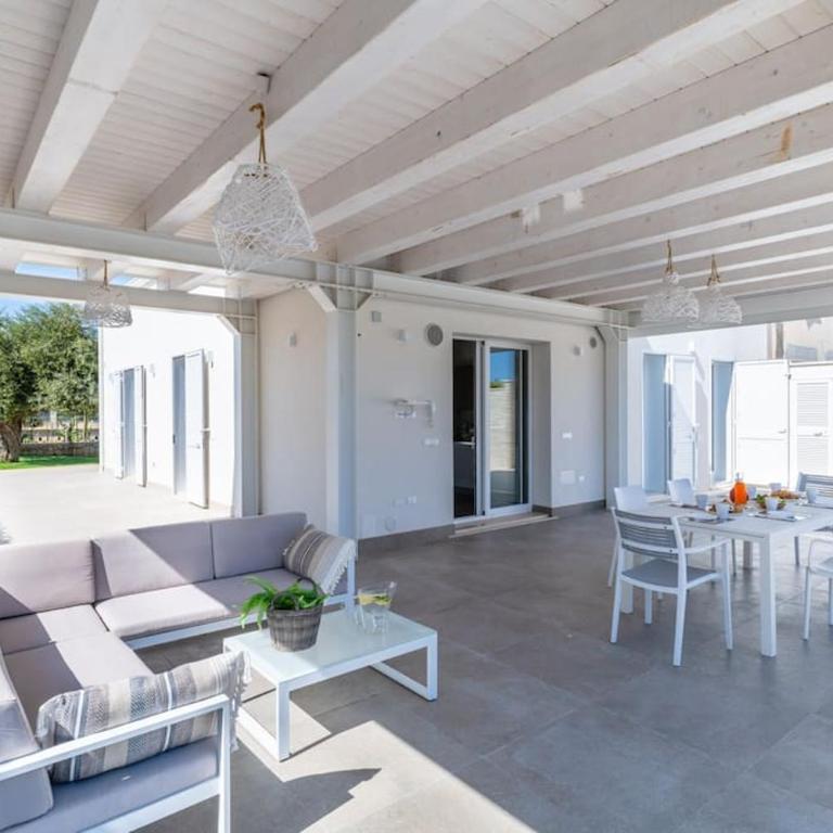 VillaTalè with private Swimming pool. Within walking distance of the beach. - Villa - 24