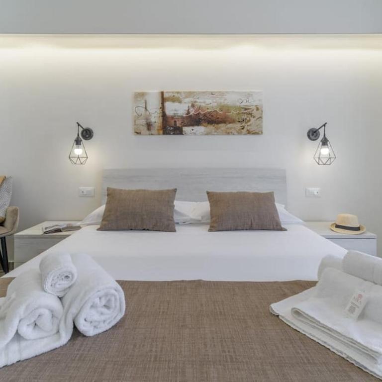 VillaTalè with private Swimming pool. Within walking distance of the beach. - Villa - 36