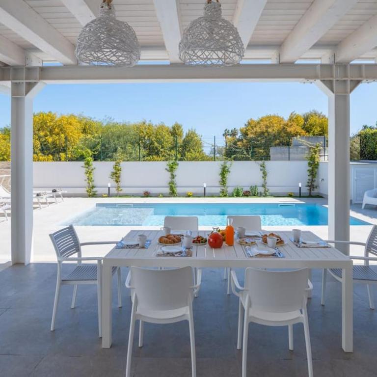 VillaTalè with private Swimming pool. Within walking distance of the beach. - Villa - 19