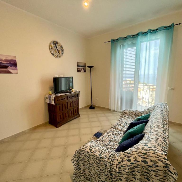 Le finestre sul mare - Two-Bedroom Apartment - 18