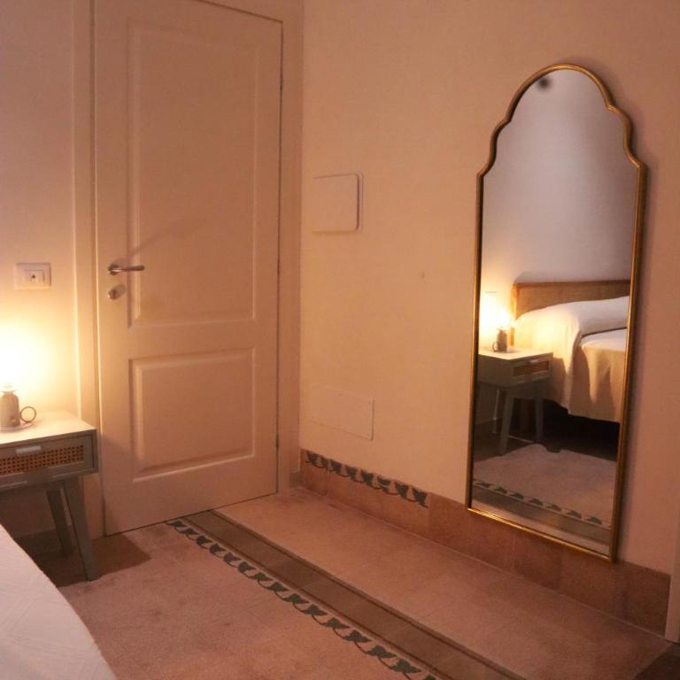 Ajamola '800 - Small Double Room - 11