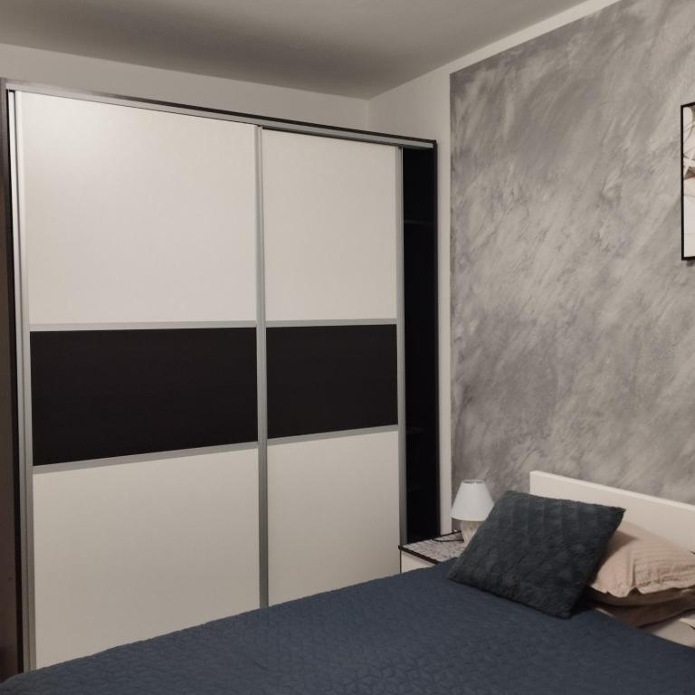 Little Paradise - One-Bedroom Apartment - 13