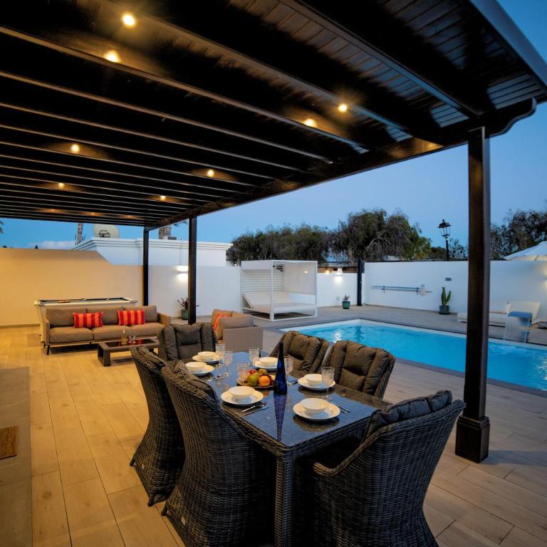 Beautiful Puerto Del Carmen Villa 3 Bedrooms Villa Crystal Private Pool - Villa de 3 dormitorios - 39
