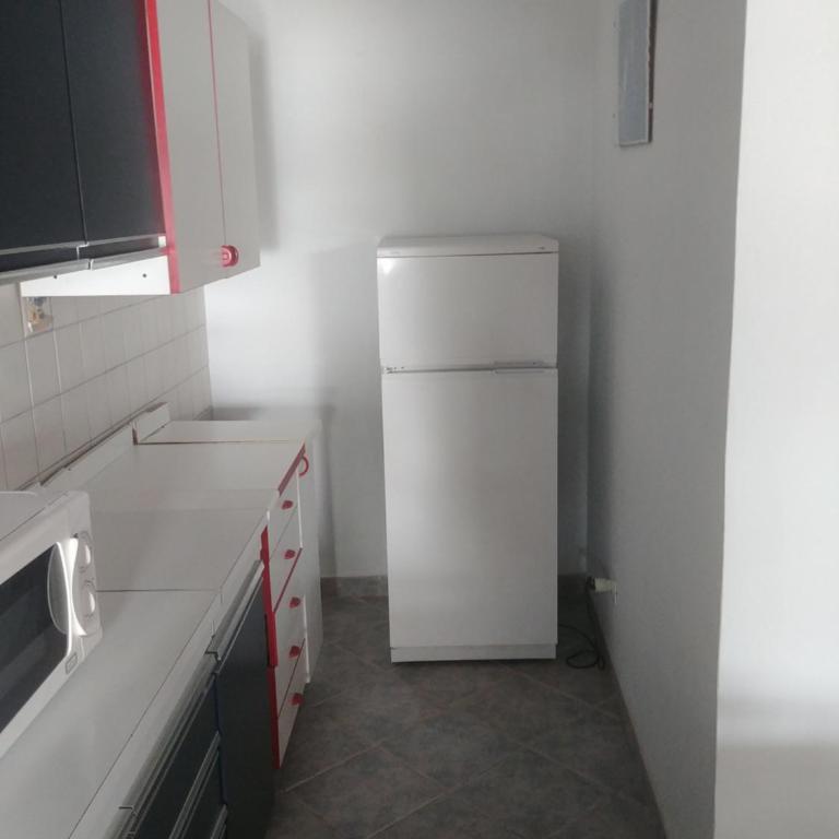 Giallonardomare-Villa con piscina - Four-Bedroom House - 35