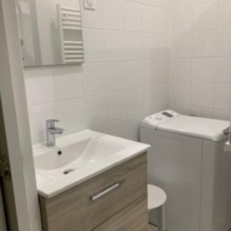 Colored Appt To Beaugrenelle - Appartement - 10