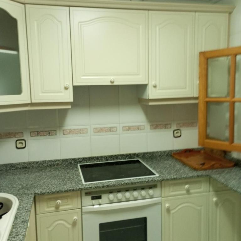 Dúplex c/Álvaro Cunqueiro 1-3-C1 - Two-Bedroom Apartment - 16