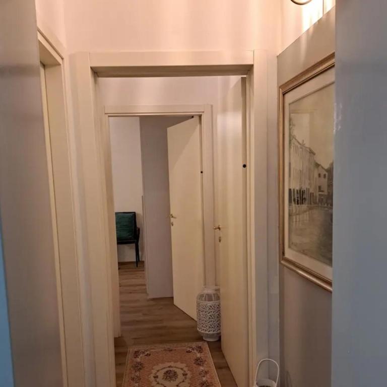 Centro storico, Centralissimo LUXURY SMERALDO SUITE Doccia Idromassaggio , cesto con piccola colazione - Appartamento con 1 Camera da Letto - 18