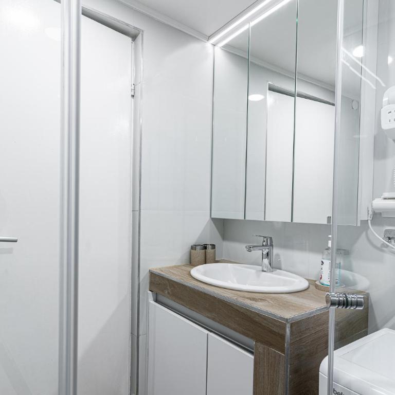 Studio Apartment Danka Old Town Budva - One-Bedroom Apartment - 11