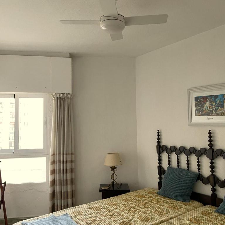 First Line to beach, sea view, sleeps 4 - One-Bedroom Apartment - 10