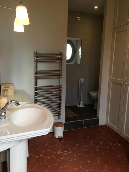Domaine des Lions - Maison de vacances charmante pour 10p avec grand jardin privé - Maison de Vacances 4 Chambres - 35