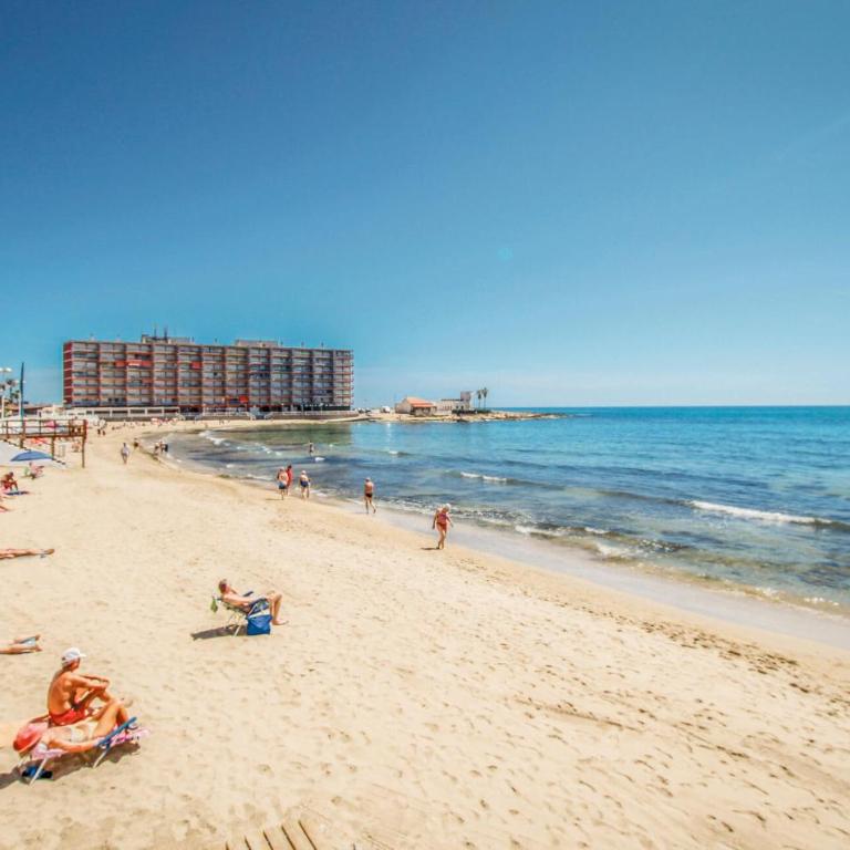 Cozy Apartment In Torrevieja - Apartamento de 2 dormitorios - 19