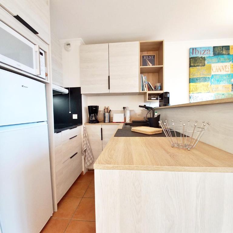 "Le beau rivage" T3 Vue mer, piscine, lac & forêt - Appartamento con 2 Camere da Letto - 11