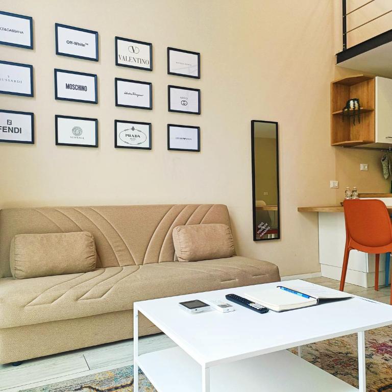YR Apartments Bocconi- Modern Loft, 3 Min Walk to Duomo Tram - One-Bedroom House - 6