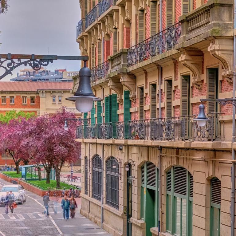 CENTRO HISTÓRICO exterior, calle Nueva dos balcones - Apartamento de 2 dormitorios - 31