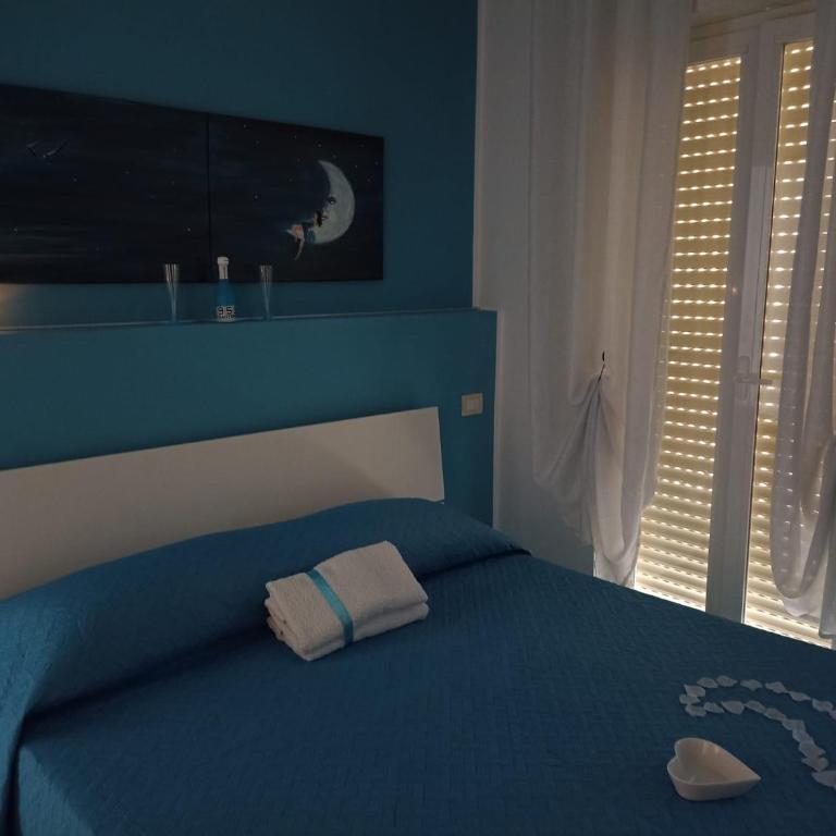 SUN & MOON Apartment - Deluxe Double Room with Balcony - 1