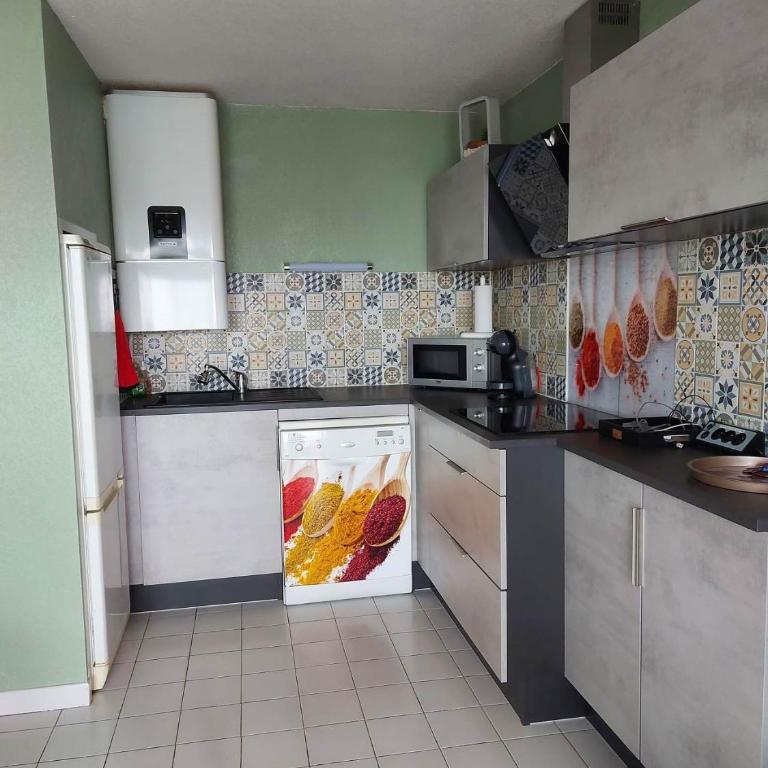 Résidence Amourêva,T2, vue LAGON, proche mer, parking, clim, piscine - Apartment mit 1 Schlafzimmer - 5