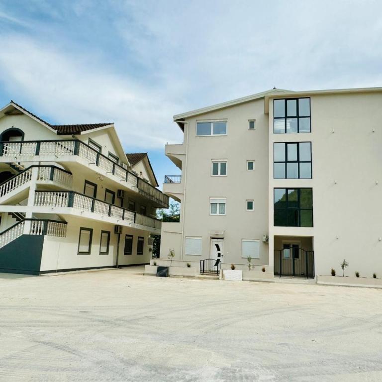 Apartman 10 with private parking - One-Bedroom Apartment - 8