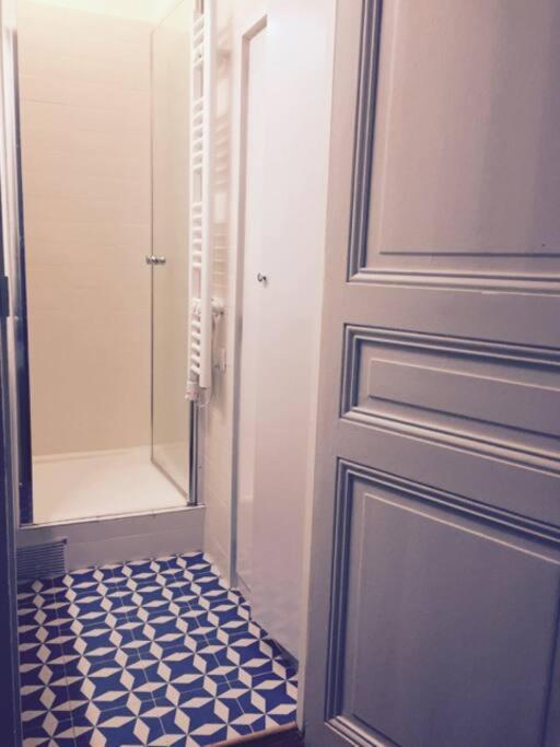 Appartement de charme de 60 m2 entre Montmartre et Batignolles - Appartement 3 Chambres - 19