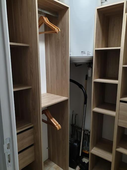 Grand Studio au Coeur de la Vieille Ville Clim - Apartment mit 1 Schlafzimmer - 19