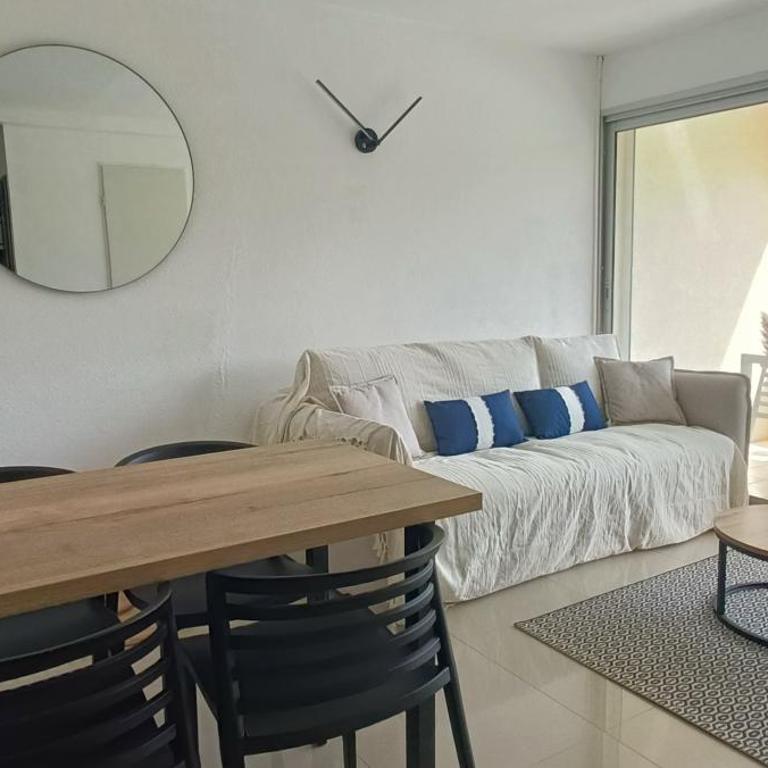 CAP AU CAP - T3 avec Clim WIFI Vue piscine proximité plage Richelieu - Appartamento con 2 Camere da Letto - 6