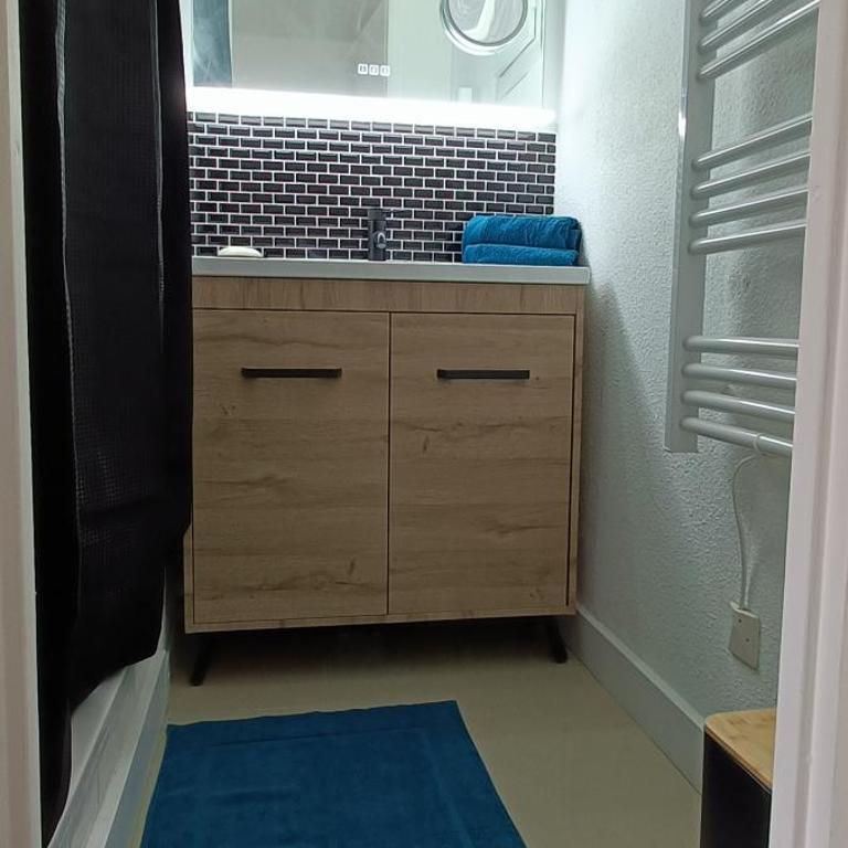 CAP AU CAP - T3 avec Clim WIFI Vue piscine proximité plage Richelieu - Appartamento con 2 Camere da Letto - 5