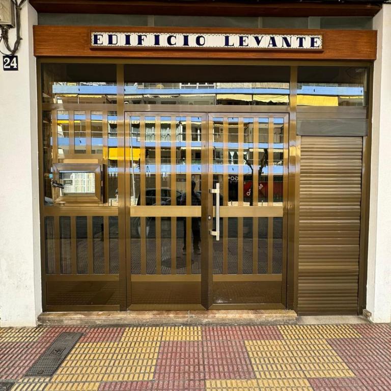 precioso apartamento a 10 metros de la playa - One-Bedroom Apartment - 12