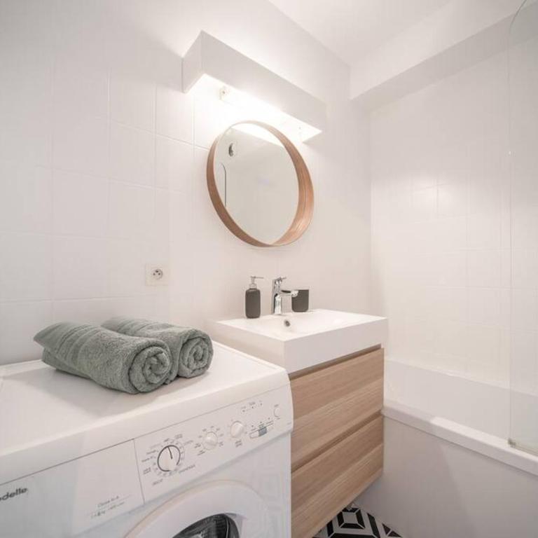 L'Amadéo - T2 Centre-ville & Parking - Appartement 1 Chambre - 34