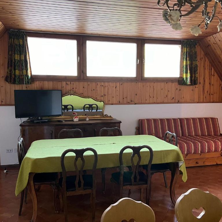 CASA PINUCCIA MANSARDA - Appartamento con 3 Camere da Letto - 4