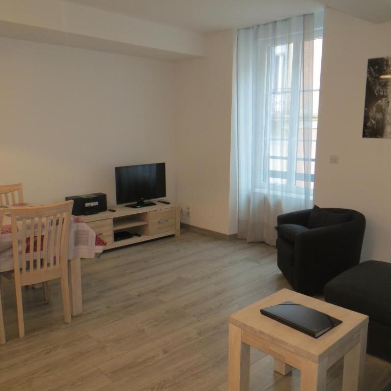 Appartement T3 spacieux au centre du village - Appartement 2 Chambres - 6