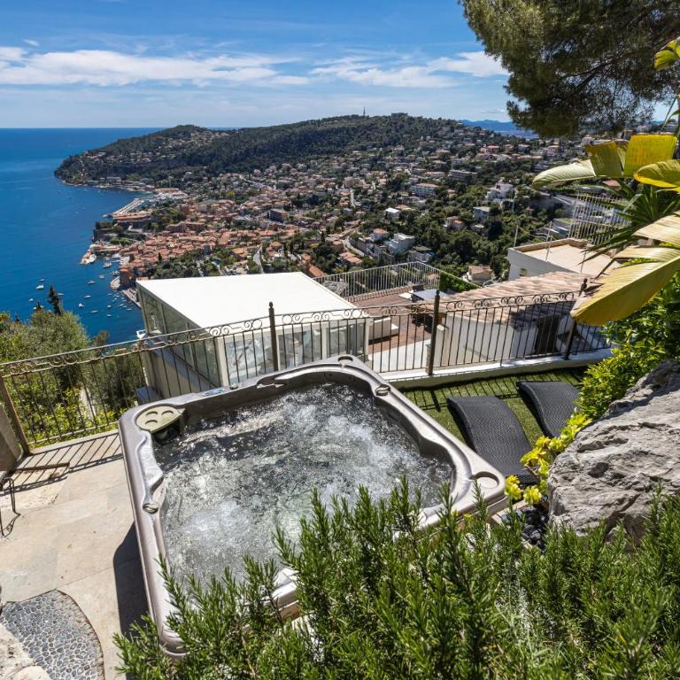 73 CORNE D OR - Toit Terrasse - Vue Mer Panoramique - Jaccuzzi - Appartement 3 Chambres - Vue sur Mer - 2