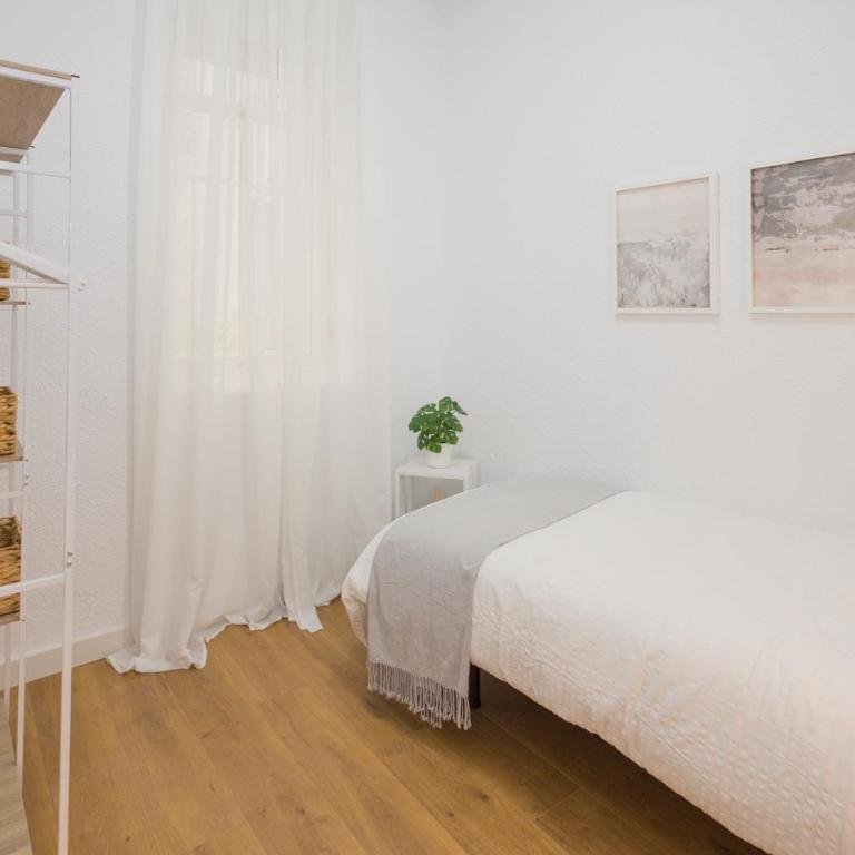 Apartamento Jorge Juan - Three-Bedroom Apartment - 25
