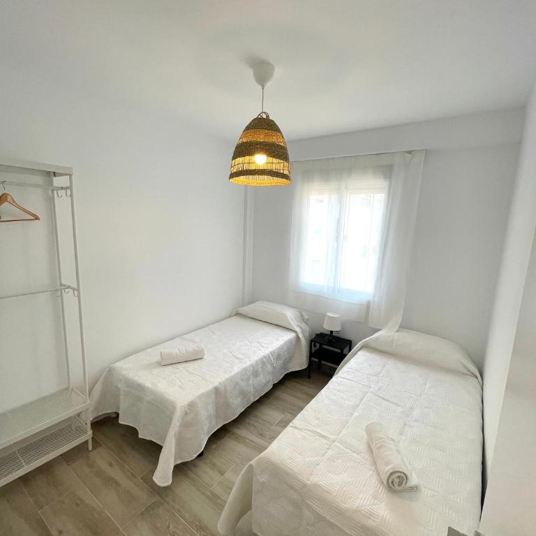 NUEVO, a 80 metros del mar y la playa - Three-Bedroom Apartment - 7