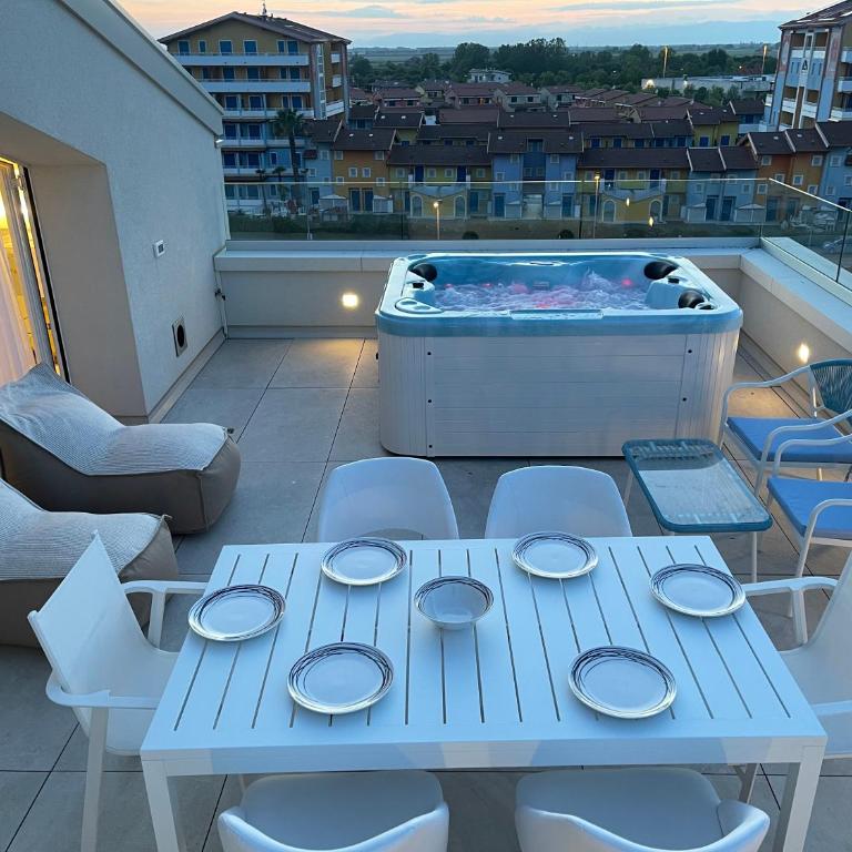Haus Margarete - Attico Infinity Vista Mare con Jacuzzi - Agenzia Cocal - Appartamento Attico - 16